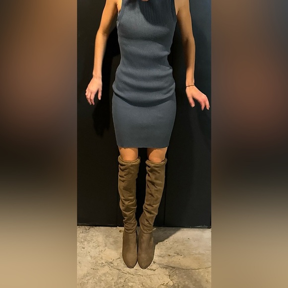 DYNAMITE Women’s Fitted Mini Dress - Picture 3 of 8